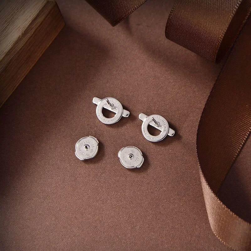 ★日本!!人気!エルメス フィネス ピアス 偽物 ホワイトゴールド/ダイヤモンド H219510B00